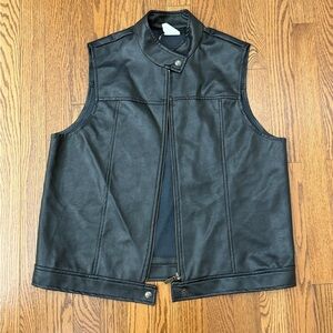 JAEK Black Faux Leather Moto Vest Made in Canada Size 12
